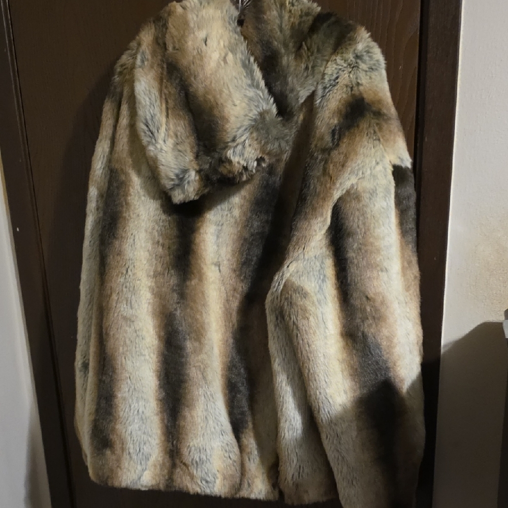 Fabulous Furs Black Faux Fur Coat - Picture 3 of 8